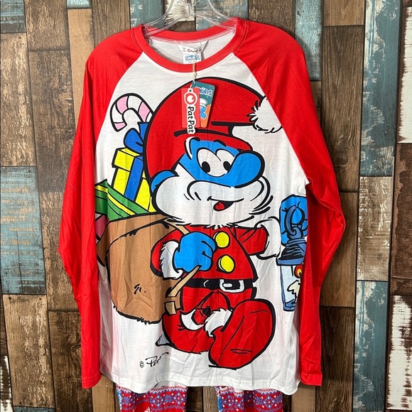PatPat Red and White Smurfs Graphic Top - Picture 3 of 10